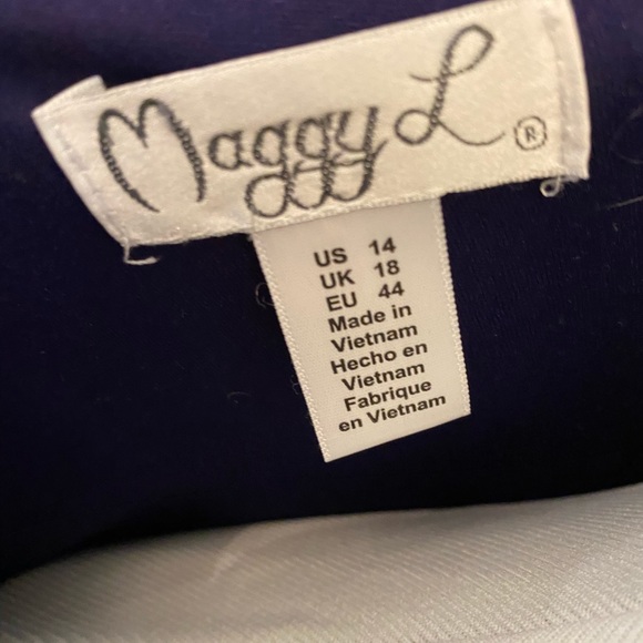 Maggie L Midi Stripe Dress - Picture 7 of 7